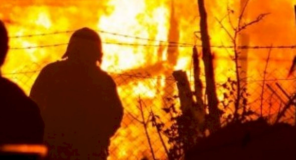 Tragiškų gaisrų kaime nemažėja